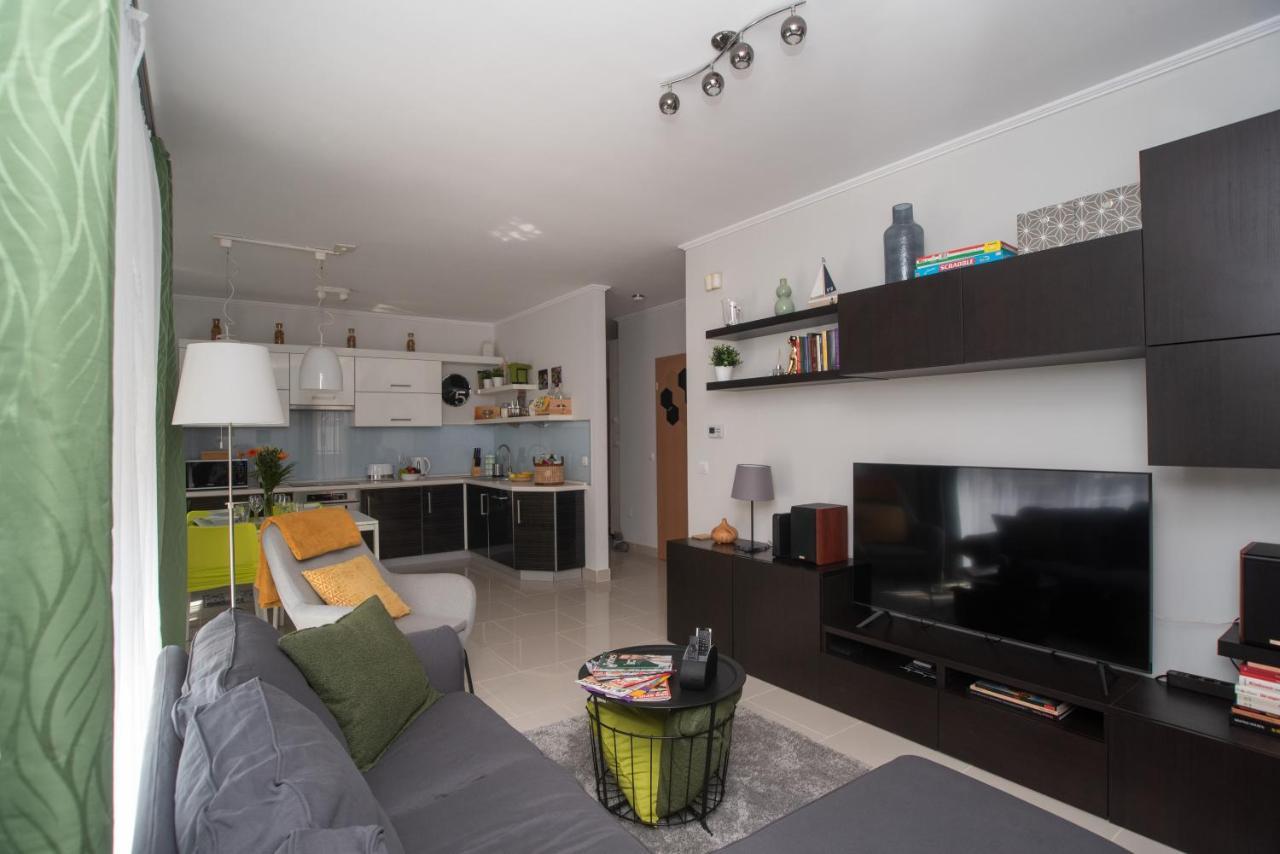 וסס Sunny Home Near Bud With 2Br, Ac And Free Parking מראה חיצוני תמונה