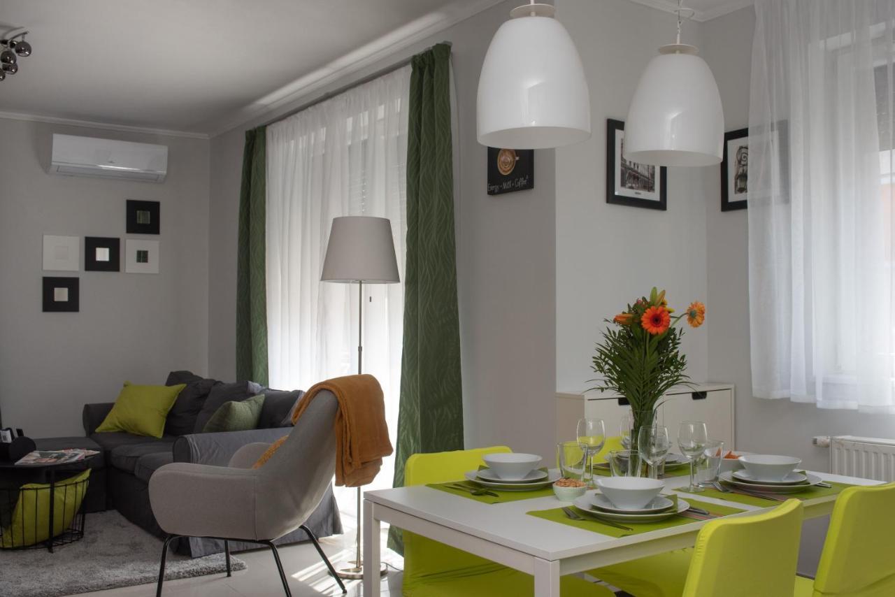 וסס Sunny Home Near Bud With 2Br, Ac And Free Parking מראה חיצוני תמונה
