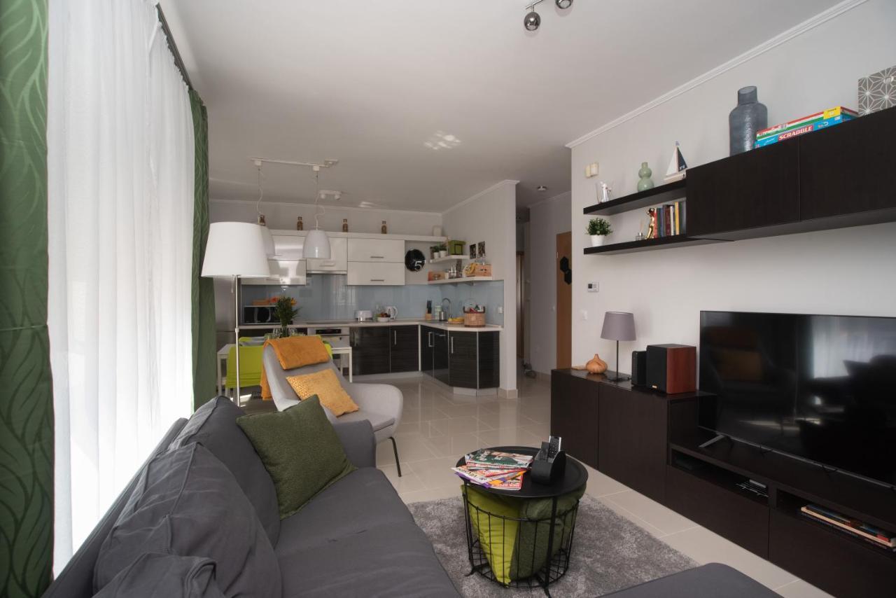 וסס Sunny Home Near Bud With 2Br, Ac And Free Parking מראה חיצוני תמונה