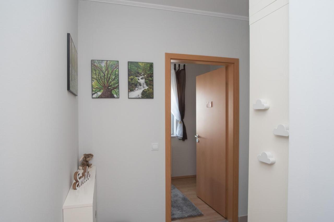 וסס Sunny Home Near Bud With 2Br, Ac And Free Parking מראה חיצוני תמונה