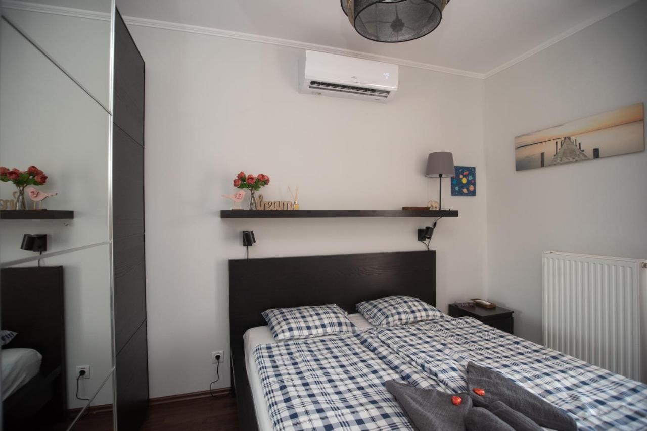 וסס Sunny Home Near Bud With 2Br, Ac And Free Parking מראה חיצוני תמונה